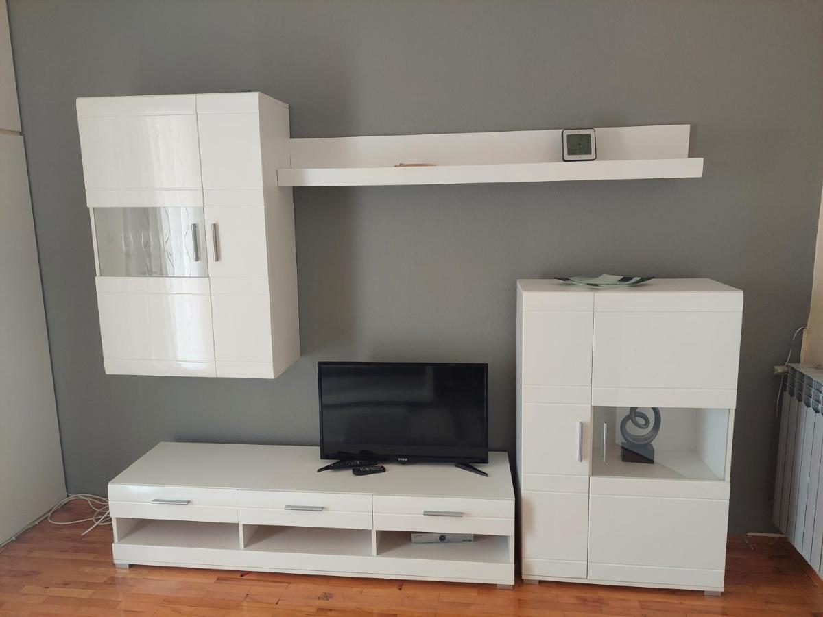 Apartments Gojka Miocevic Biograd Na Moru Exterior foto